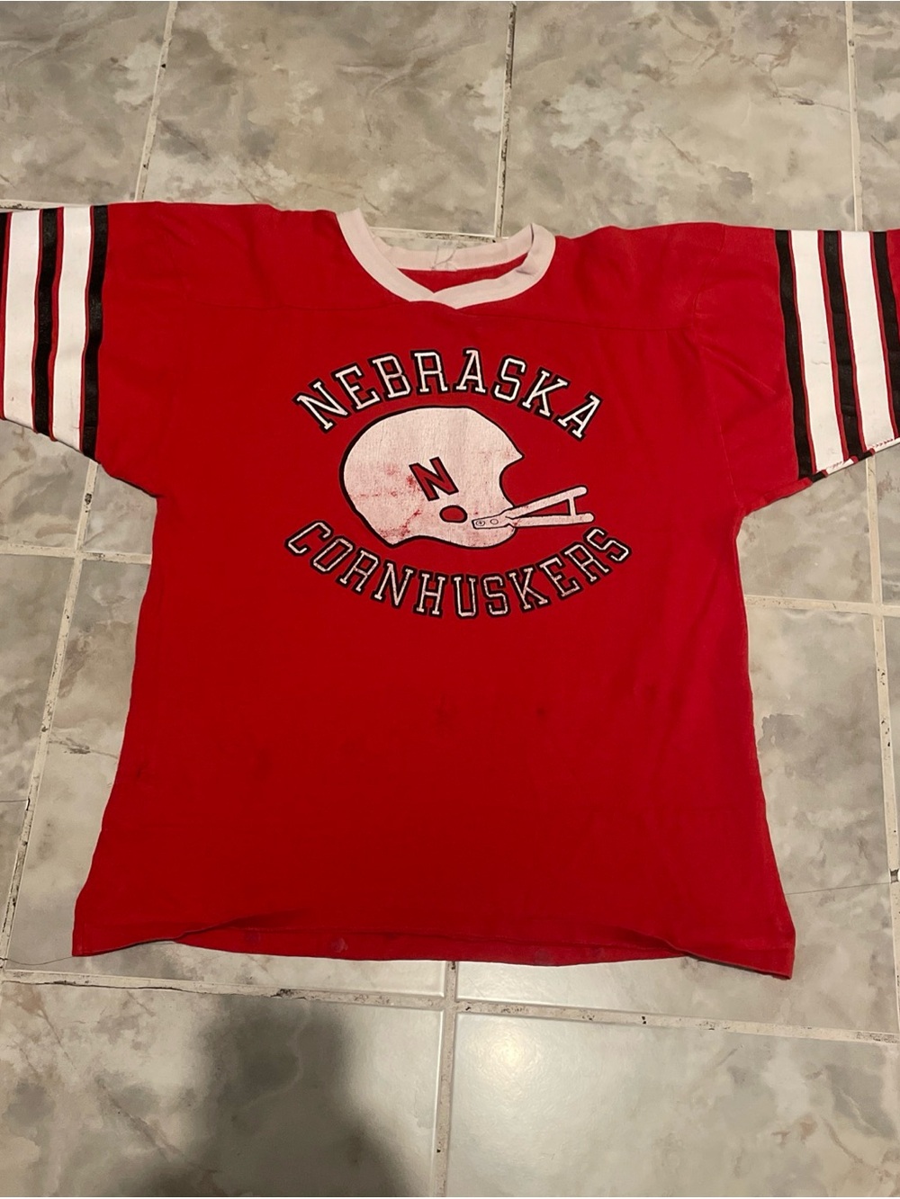 Vintage 80s Nebraska Cornhuskers Logo Red Men’s T-Shirt Jersey SZ L